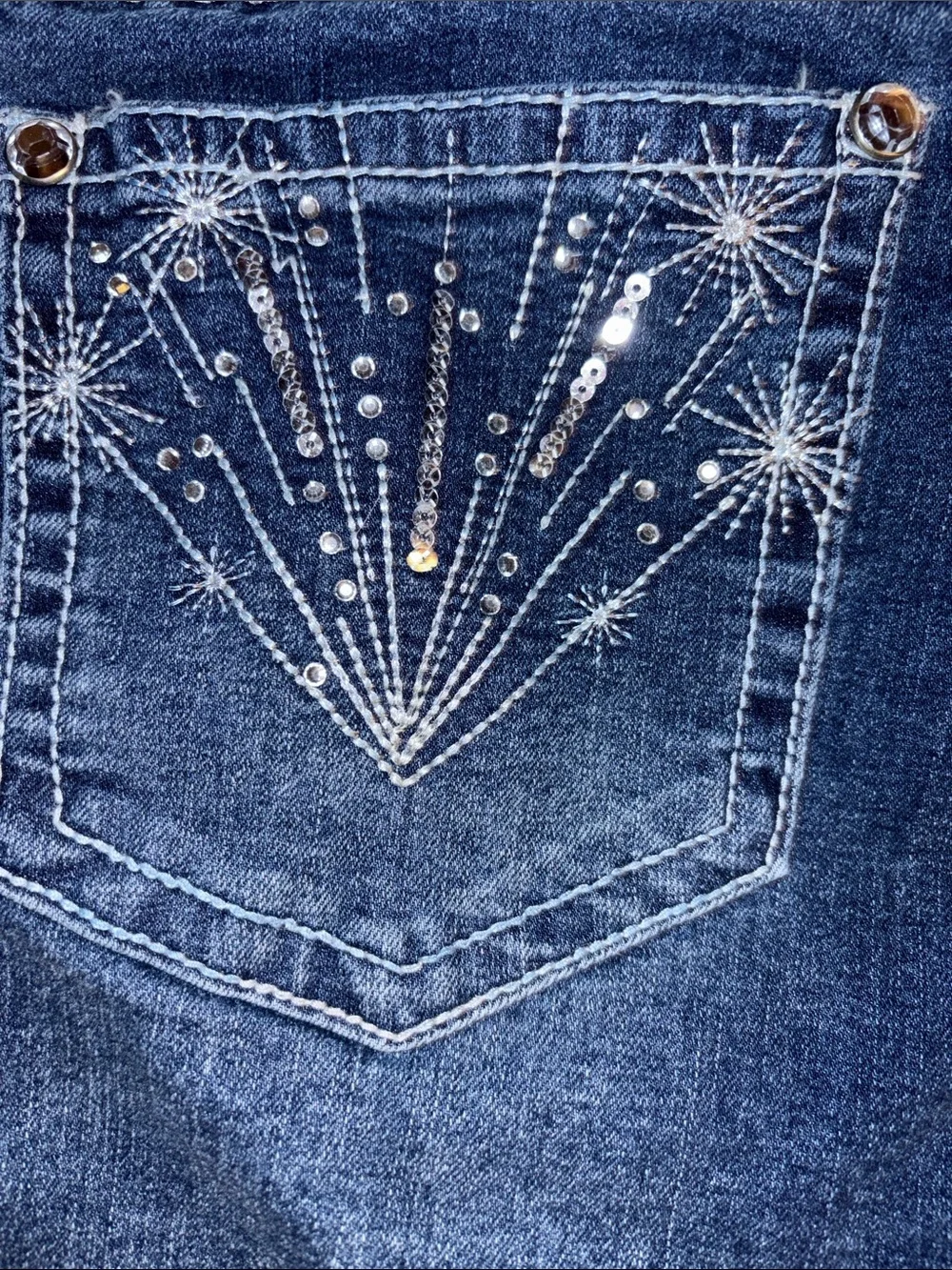 Wallflower Indigo Blue Frayed Hem Denim Shorts size 17 EUC